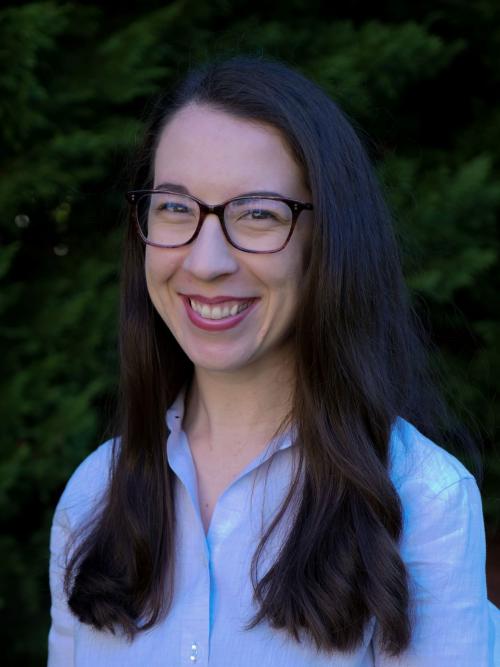 woman, brown hair, glasses